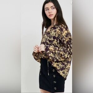 Wishlist Floral Ruffle Sleeve Peasant Blouse